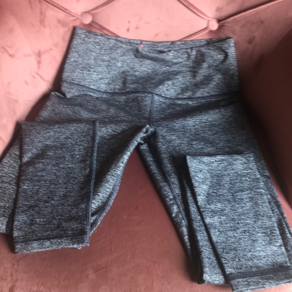Victoria’s Secret athletic wear. Size S. 28” inseam grey